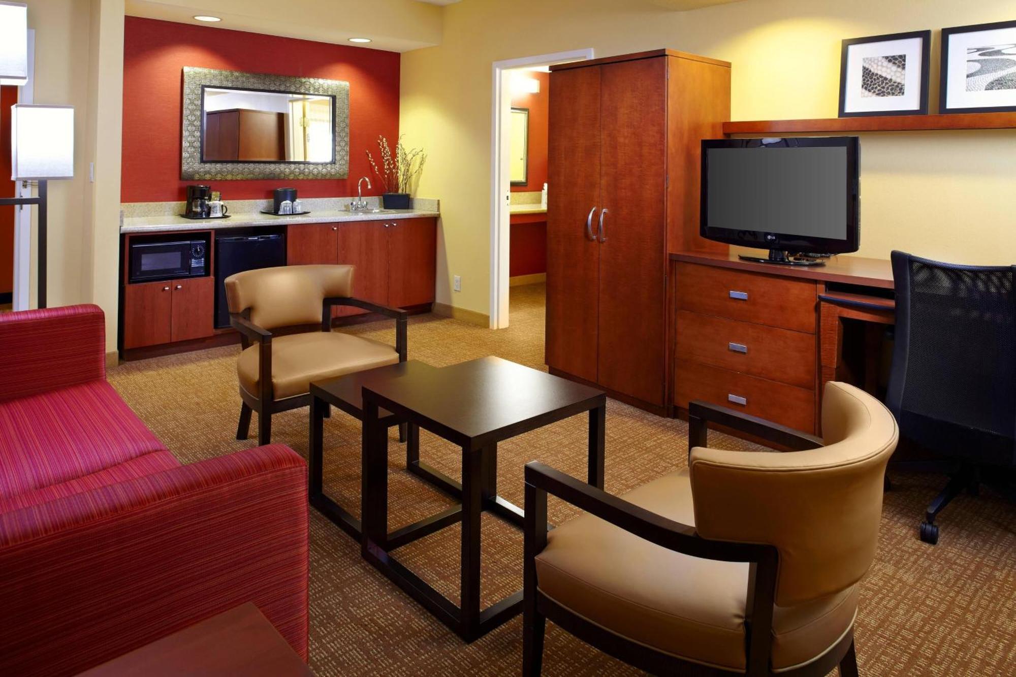 Courtyard Tampa Oldsmar Hotel Bagian luar foto