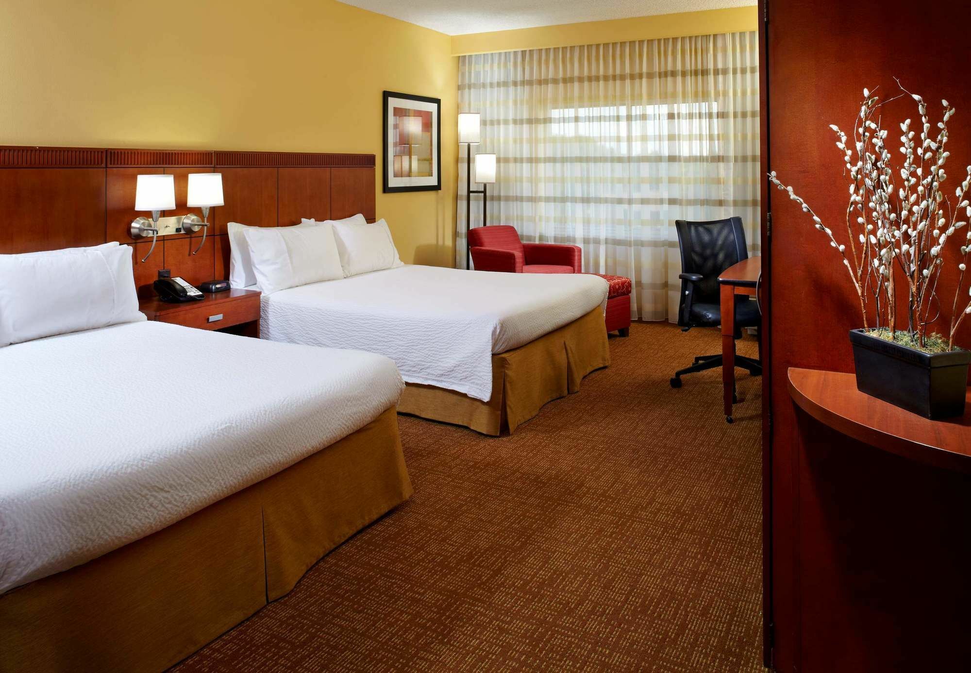 Courtyard Tampa Oldsmar Hotel Bagian luar foto
